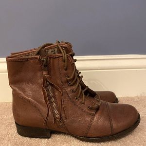 Steve Madden boot